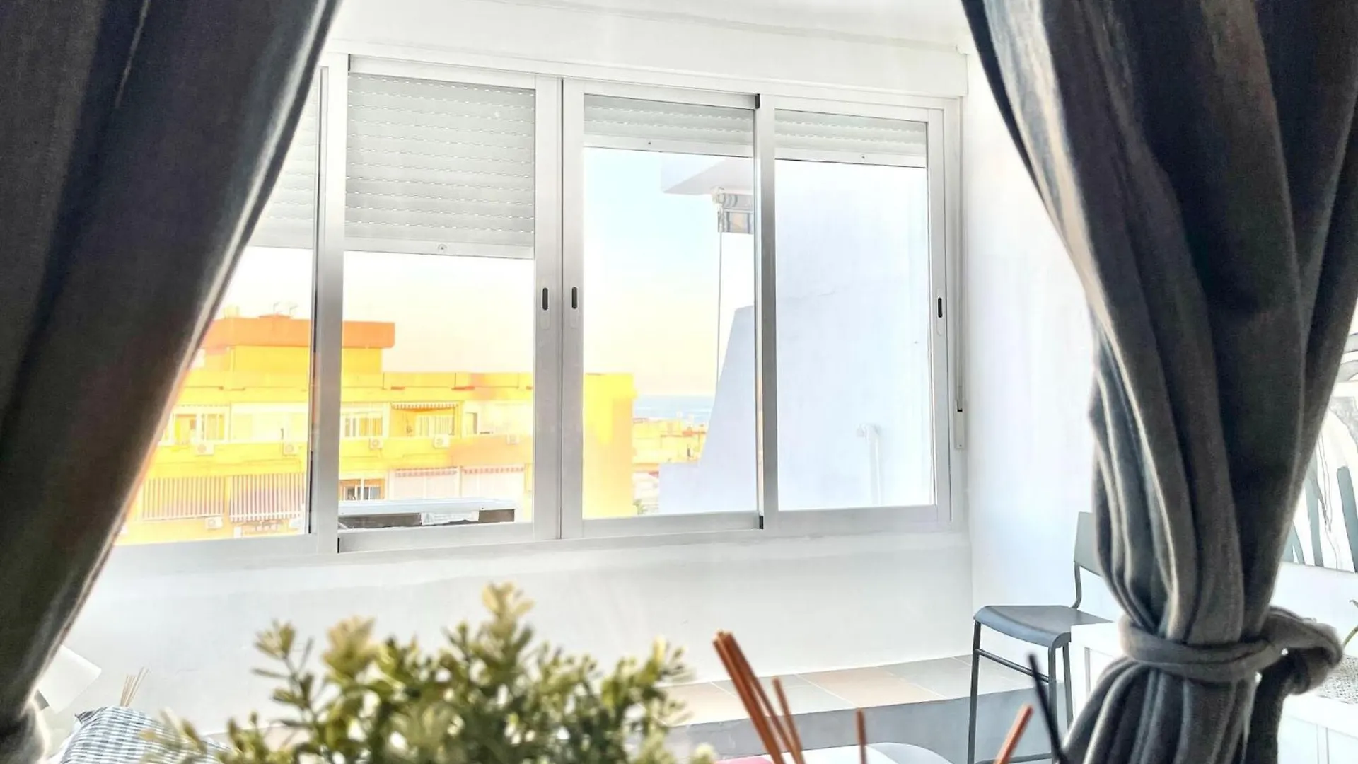 Apartment In Torremolinos Near Seabeach
